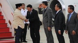 Bantah Demam, Prabowo Langsung Pimpin Ratas Kabinet Setelah Tiba di Tanah Air