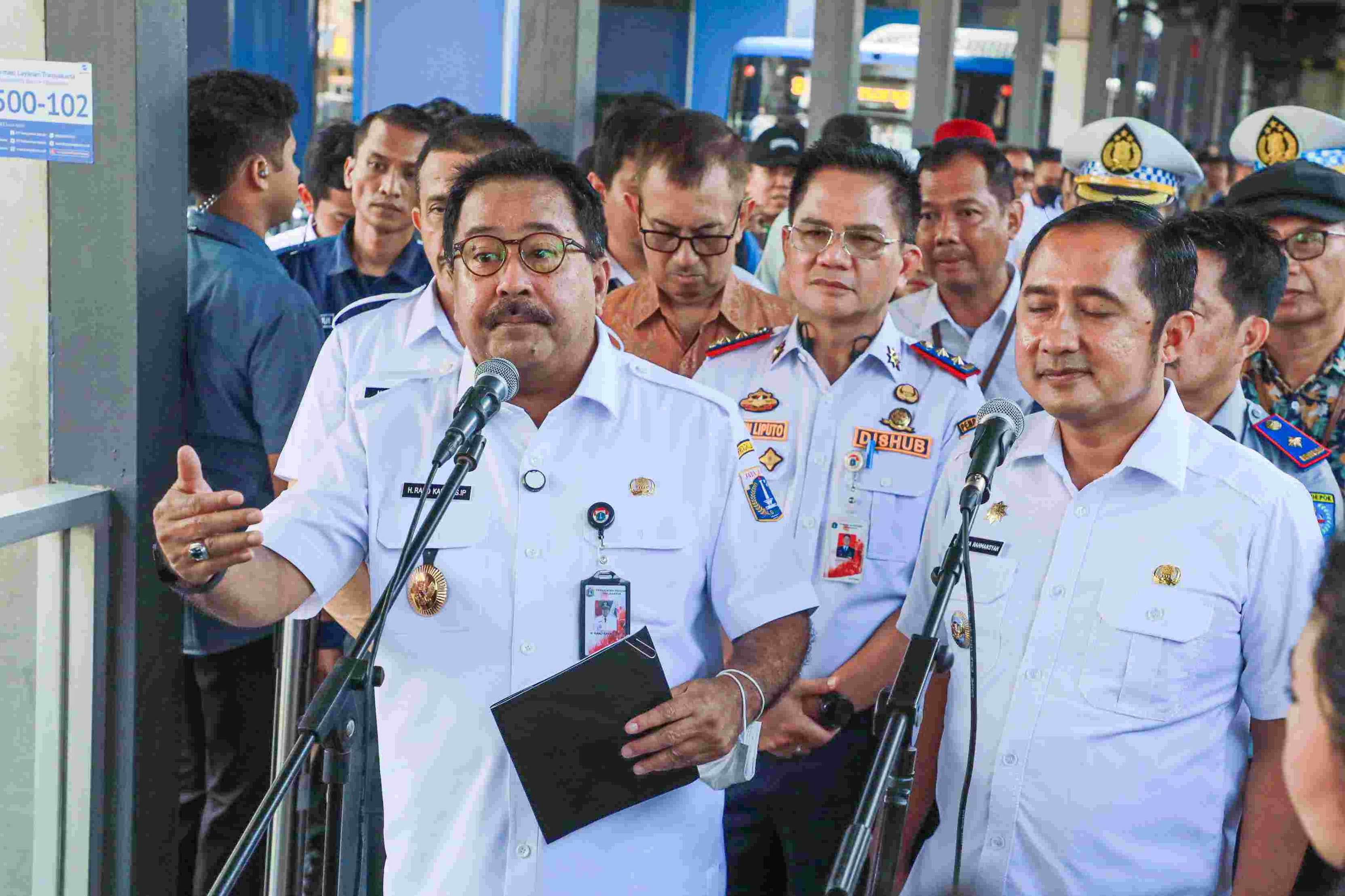 Rano Karno luncurkan Transjabodetabek  rute Lebak Bulus&ndash;Sawangan  <b>(Humas Pemprov DKI/ Ntvnews.id)</b>