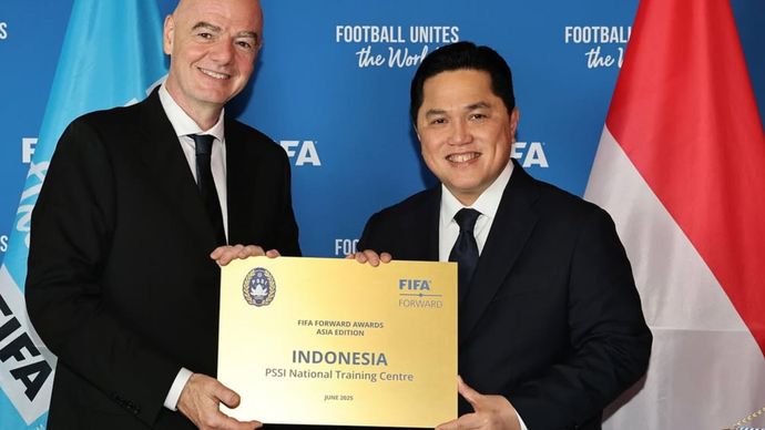 Presiden FIFA, Gianni Infantino dan Ketua PSSI Erick Thohir