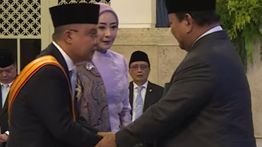 141 Tokoh Terima Tanda Jasa dan Kehormatan, Ada Puan, Dasco, Muzani, Hoegeng, AHY, Bahlil, Seskab Teddy dan Agum Gumelar