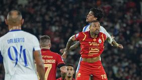 Rencana laga panas Persija Jakarta kontra Persib Bandung di Stadion Utama Gelora Bung Karno (SUGBK) batal digelar di Senayan. Di tengah polemik tersebut, nama ormas GRIB Jaya ikut terseret dan dituding menjadi penyebab batalnya pertandingan itu.