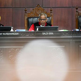 Terpopuler: Uji Materi UU TNI di MK Dinyatakan Gugur, Sidang Cerai Perdana Raisa dan Hamish Daud