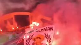 Suporter PSS Bikin Atmosfer Pertandingan Lawan Persija Mirip Derby Milan yang Ikonik