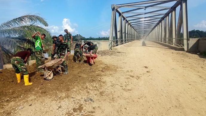 Pembangunan Jembatan di Aceh masih berlanjut pada Rabu, 28 Januari 2026.