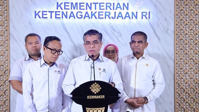 Menteri Ketenagakerjaan (Menaker), Yassierli, merespons terkait dampak dari perang antara Iran dan Israel terhadap sektor ketenagakerjaan di Indonesia.