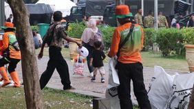 Pemerintah Provinsi (Pemprov) DKI Jakarta menargetkan setiap Rukun Warga (RW) di ibu kota memiliki satu bank sampah aktif. Langkah ini menjadi bagian dari strategi besar Jakarta dalam mewujudkan pengelolaan sampah berkelanjutan berbasis masyarakat se