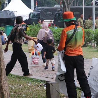 Jakarta Targetkan Seluruh RW Miliki Bank Sampah Aktif