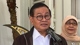 Respons Pramono Soal Tumpukan Sampah di Kramat Jati