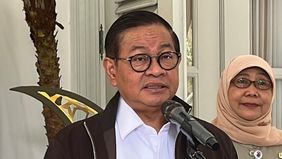 Gubernur DKI Jakarta Pramono Anung angkat bicara terkait persoalan tumpukan sampah di kawasan Pasar Induk Kramat Jati yang sempat menjadi sorotan publik.