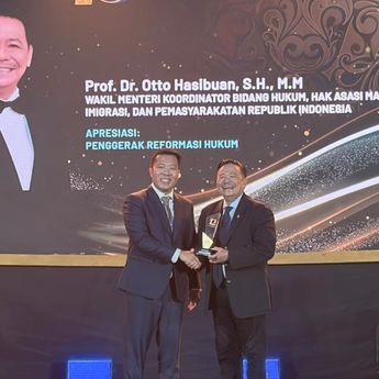 Otto Hasibuan Raih Penghargaan Anugerah Bakti Nusantara 2025 Sebagai Penggerak Reformasi Hukum