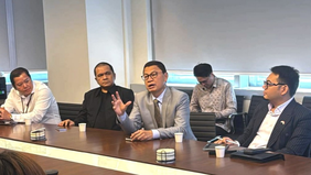 Badan Pengawas Obat dan Makanan (BPOM) RI terus mendorong penguatan kerja sama internasional serta inovasi di sektor kesehatan. Upaya tersebut diwujudkan melalui kunjungan kerja Kepala BPOM RI, Taruna Ikrar, ke Singapura pada Selasa, 21 April 2026.