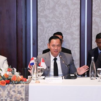 AHY Bicara Proyek Giant Sea Wall di  Forum The Netherlands-Indonesia CEO Roundtable Discussion