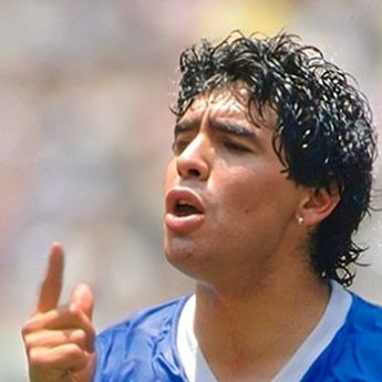 Jersey Langka Diego Maradona Bakal Dilelang di New York 