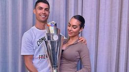 Harga Cincin Berlian Raksasa dari Ronaldo Buat Georgina Rp67 Miliar
