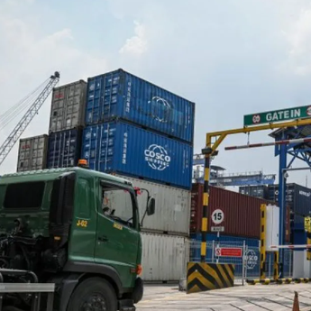 10 Ribu Kontainer Numpuk di Tanjung Priok, Bea Cukai Salahkan BYD