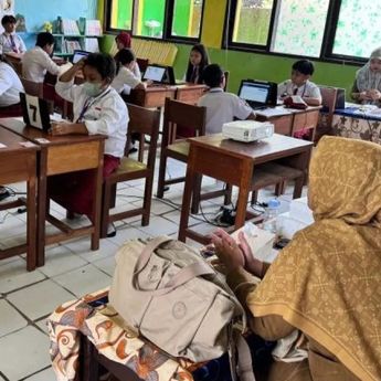 Cek Fakta: Kemendikbud Larang Guru Punya Barang Mewah
