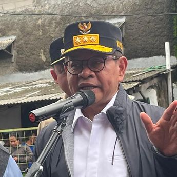 Perbaikan Jalan Berlubang di Jakarta Menunggu Curah Hujan Mereda, Pramono Pastikan Anggaran Aman