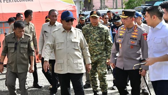 Presiden Prabowo Tinjau Lokasi Bencana di Sumatera