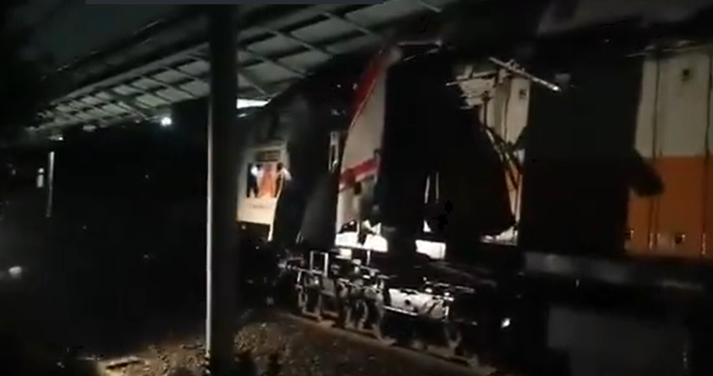 Kecelakaan kereta <b>(X  Komunitas Sahabat Kereta)</b>