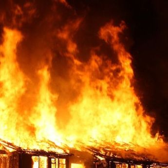 Detik-detik Kebakaran Rumah di Warakas Raya Jakarta Utara