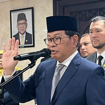 Sungai Ciliwung Dipenuhi Lumpur hingga Ilalang, Pramono: Makin Diviralkan Semakin Baik