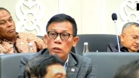 Anggota Baleg DPR dari PDIP, Masinton Pasaribu, mengkritik RUU Pilkada yang menurutnya tidak mengindahkan putusan Mahkamah Konstitusi (MK), terutama terkait putusan nomor 60 dan 70 yang mengatur persyaratan Pilkada.