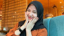 Profil Nissa Sabyan yang Diam-diam Sudah Menikah dengan Ayus