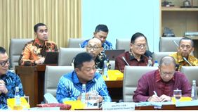 DPR RI mencurigai tentang adanya aktivitas perdagangan minyak ilegal di Indonesia.