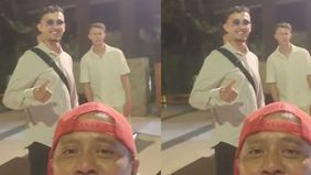 Ivar ke bali bersama temannya.