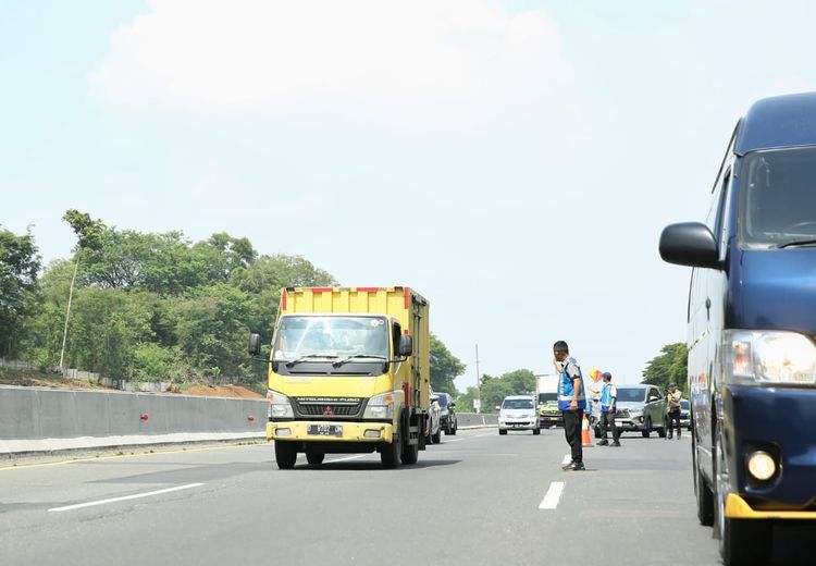 Perbaikan Tol Trans Jawa Ditargetkan Rampung H-10 Libur Natal dan Tahun Baru