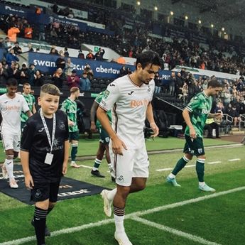 Nathan Tjoe A-On Jalani Debut di Swansea City, Pelatih Luke Williams Bilang Gini