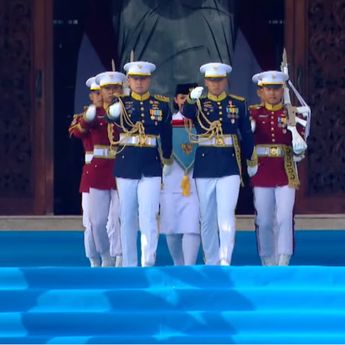 Lautan Merah Putih Padati Monas, Kirab Bendera Pusaka Warnai Peringatan HUT ke-80 RI