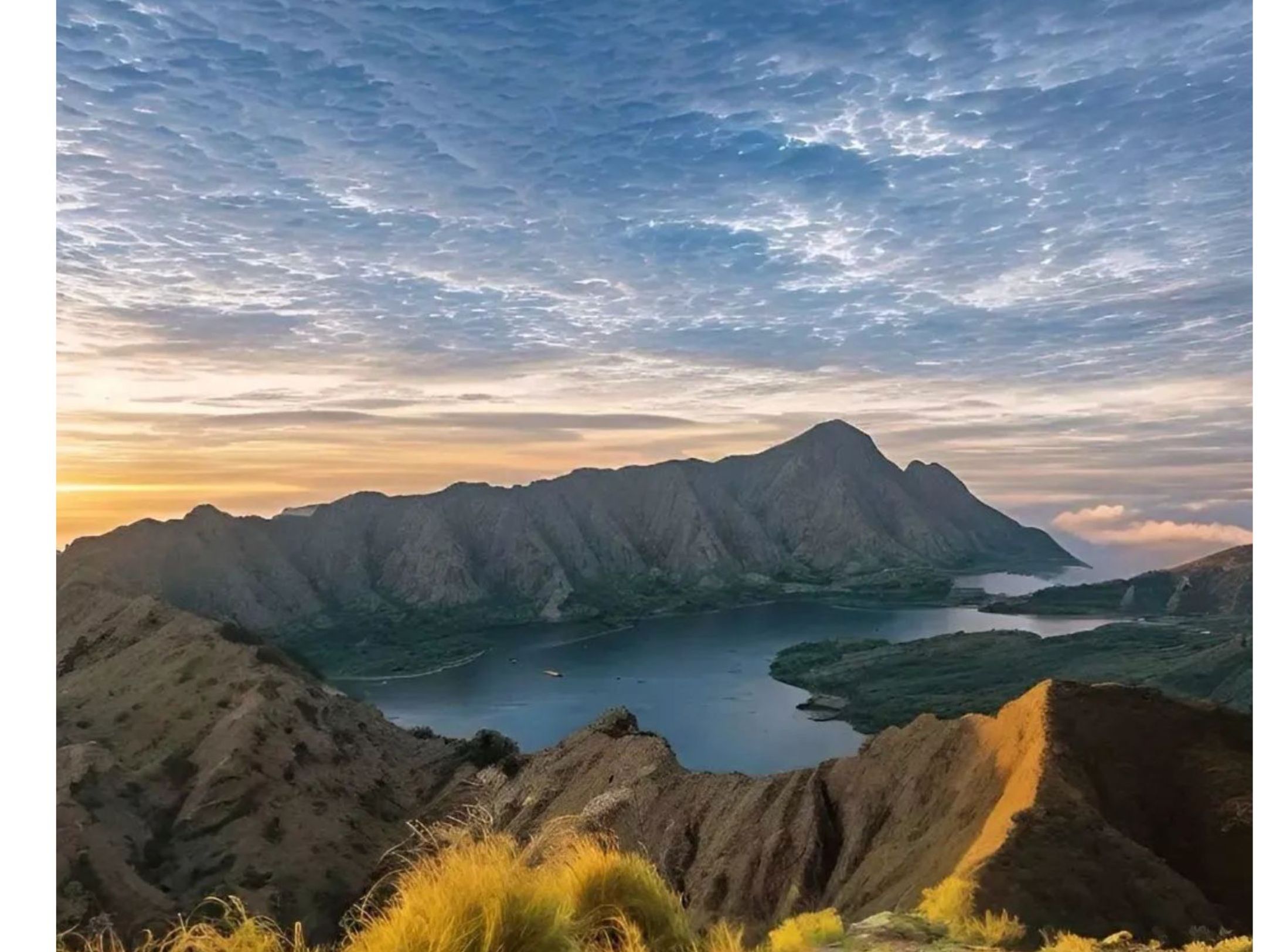 Gunung Rinjani <b>(Instagram @btn_gn_rinjani)</b>