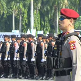 Komandan Upacara HUT Bhayangkara Menghadap Prabowo Usai Acara, Dasco: Dikasih Bonus