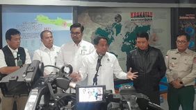 Menteri Kehutanan (Menhut) Raja Juli Antoni mengingatkan masyarakat bahwasannya potensi kebakaran hutan dan lahan (karhutla), harus tetap siaga hingga Agustus 2025.