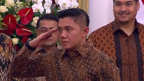 Sekretaris Kabinet Teddy Indra Wijaya atau yang lebih dikenal dengan nama Mayor Teddy, belum lama ini menyampaikan curhatan mengenai naskah pidato yang telah dibuatnya tak dibaca oleh Presiden RI Prabowo Subianto.