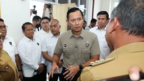  Pemerintah terus mendorong percepatan penanganan perlintasan kereta sebidang yang dinilai berisiko tinggi terhadap kecelakaan. Menteri Koordinator Bidang Infrastruktur dan Pembangunan Kewilayahan, Agus Harimurti Yudhoyono (AHY) menyampaikan bahwa as