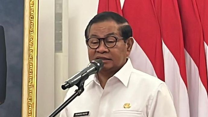 Pramono Anung di Balai Kota DKI Jakarta, Selasa, 7 April 2026. 