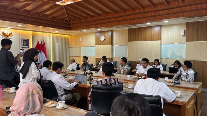 Menteri Kehutanan Raja Juli Antoni  Bersama Nusantara TV