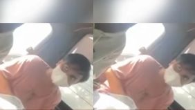 Sebuah video belakangan ini ramai di media sosial, memperlihatkan aksi seorang pria diduga melakukan tindakan tidak senonoh di dalam angkutan kota (angkot) jurusan Muncul-Kalideres viral di media sosial dan menuai kecaman publik.