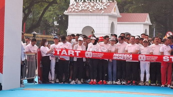 Menteri Keuangan Sri Mulayani, Menko Cak Imin, Menteri Kesehatan Budi Gunandi Sadikin, Menteri Imigrasi dan Pemasyarakatan Agus Adrianto serta Kapoli Jendreal Listyo Sigit Prabowo ikut memeriahkan Merdeka Run.