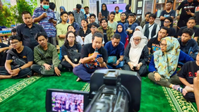 RSUP Dr. Cipto Mangunkusumo (RSCM) menyatakan pasien laki-laki berinisial AY (27) yang mengalami luka bakar akibat cairan kimia pada wajah dan beberapa bagian tubuh kini dalam kondisi stabil dan tidak mengancam jiwa.