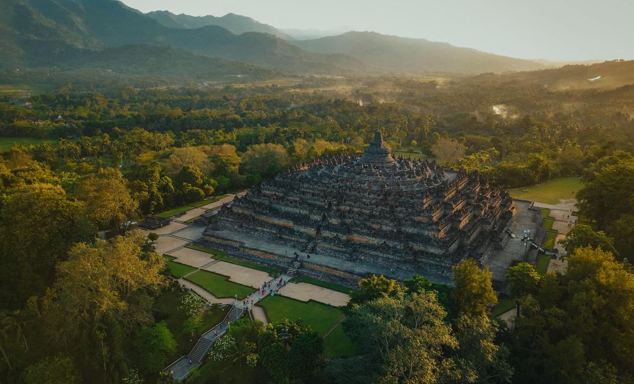 Candi Borobudur <b>(InJourney)</b>