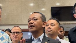 Perizinan Investasi EBT di RI Ruwet, Bahlil Sebut Lebih Lama dari 1 Periode Presiden