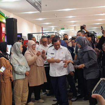 Pramono Bakal Buat Semua Halte di Jakarta Ramah Disabilitas