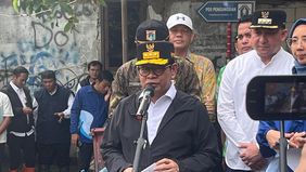 Gubernur DKI Jakarta, Pramono Anung menetapkan kebijakan pembelajaran jarak jauh (PJJ) atau School From Home (SFH) bagi satuan pendidikan di Jakarta.