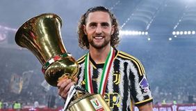 Adrien Rabiot resmi berhenti dari Juventus dan kemungkinan akan bergabung dengan klub Inggris seperti Arsenal atau Manchester United.