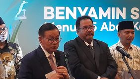 Suasana penuh haru mewarnai peluncuran Benyamin S Award, sebuah penghargaan dalam tata kelola kelurahan dan kecamatan yang diinisiasi oleh Pemerintah Provinsi DKI Jakarta. Acara ini digelar di Balai Kota Jakarta pada Selasa, 3 Juni 2025, dan diresmik