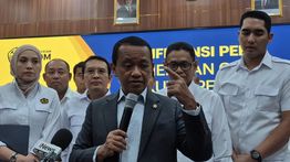 Bahlil Tak Batasi Motor Gunakan BBM Subsidi: Adinda Mau Isi Berapa Saja, Nggak Apa-apa