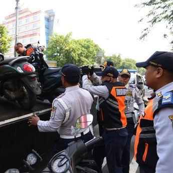 Pemprov DKI Tindak Parkir Liar di Sejumlah Wilayah